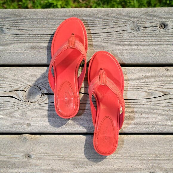 Coach Textured Strap Pink Platform Sandals - Picture 2 of 5